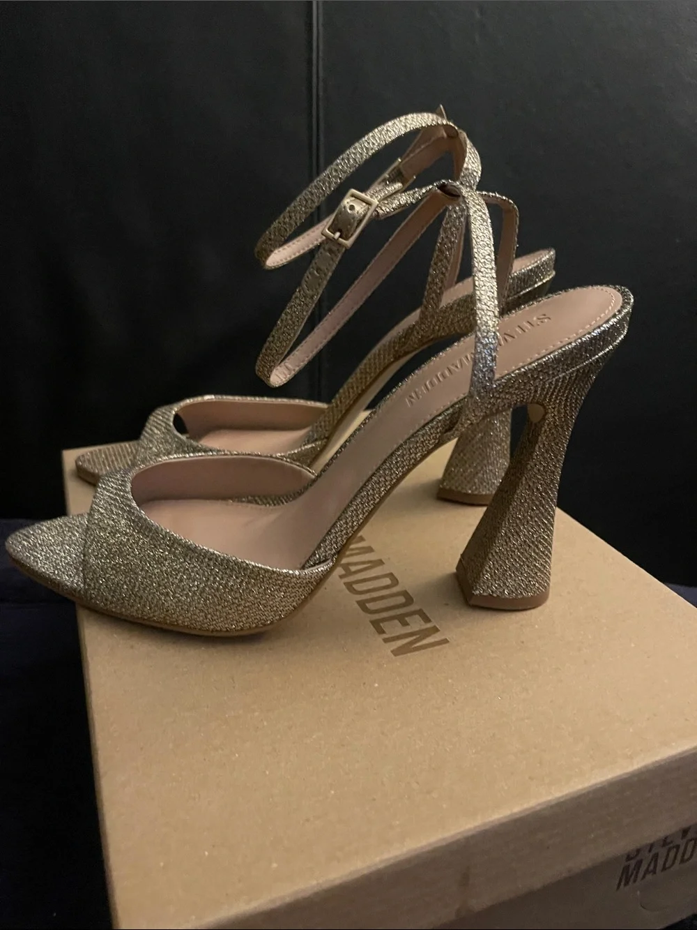 Steve Madden 4.5” Pointy Toe Metallic Gold Ankle-Strap High Heel Sandals NWB